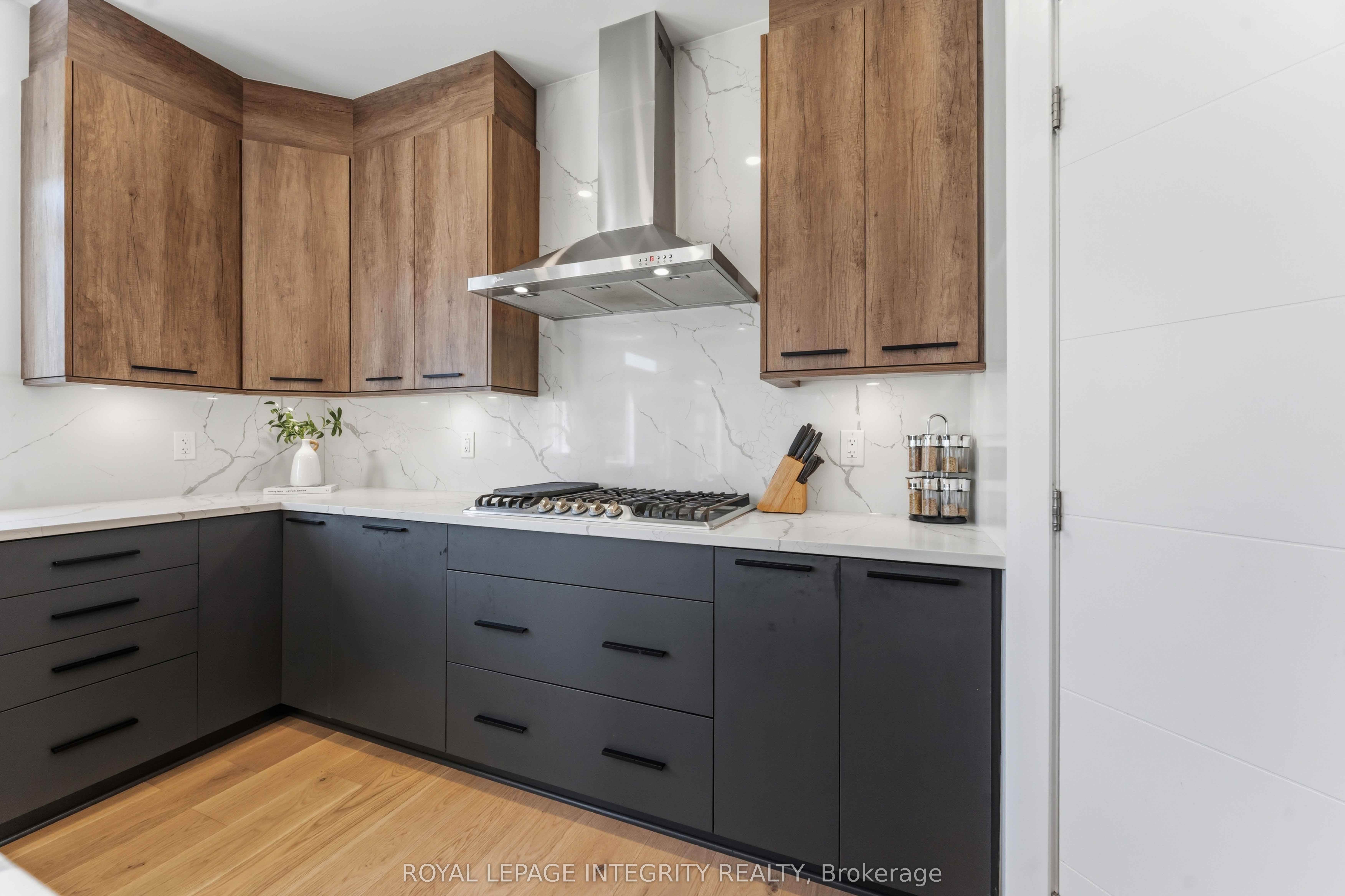 698 Odyssey Way, Ottawa, ON, K1T 0V3 photo 3