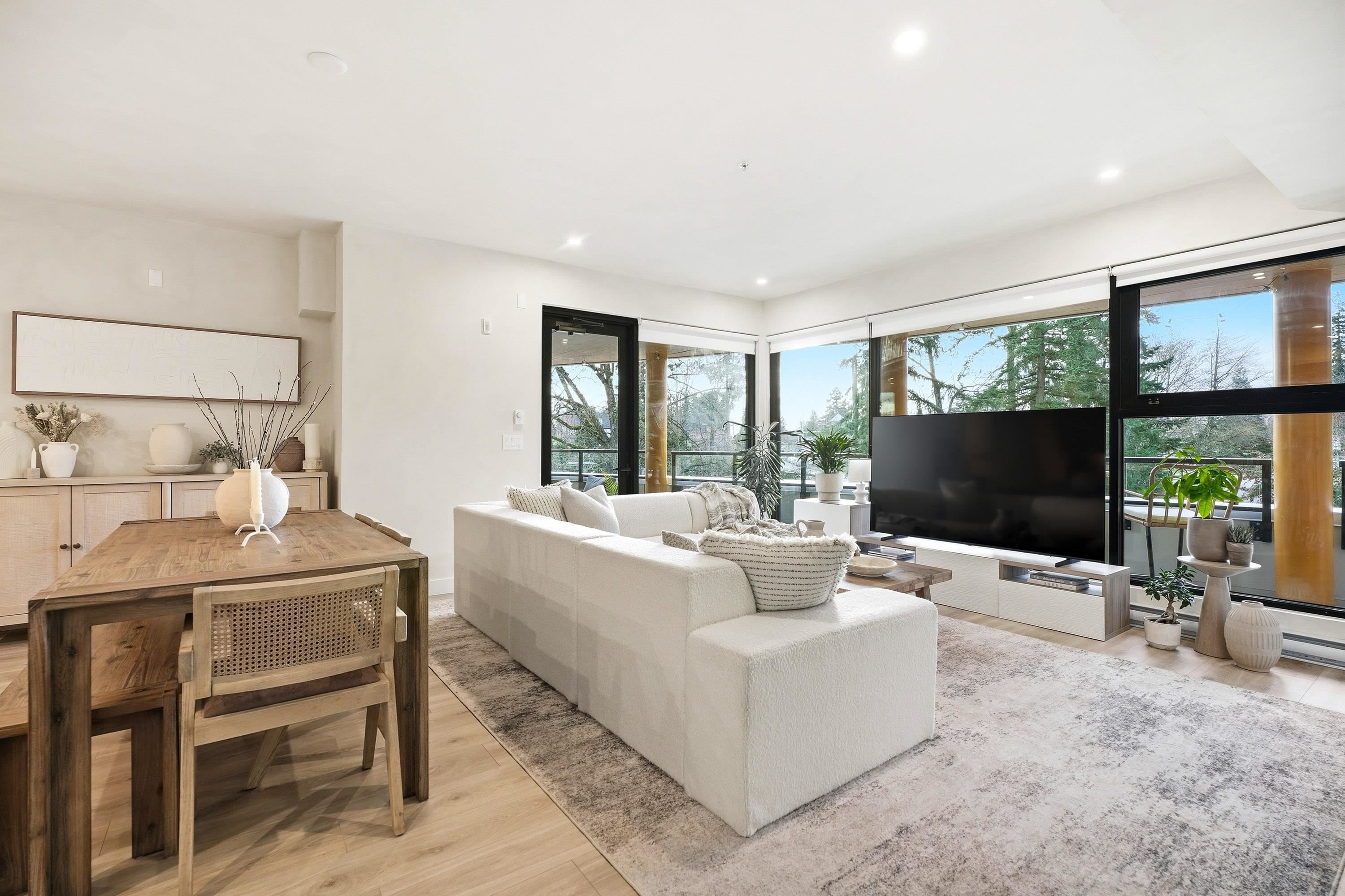 Additional image 4 of 338-2635 King George Boulevard, Surrey, BC, V4P 0H7