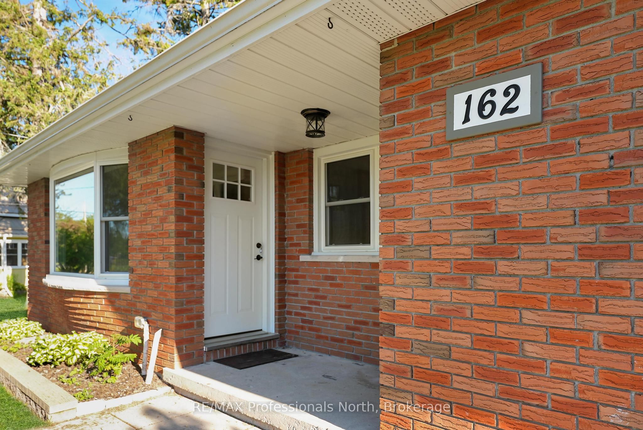 Additional image 2 of 162 Hillside Drive, Kawartha Lakes, ON, K0M 1C0