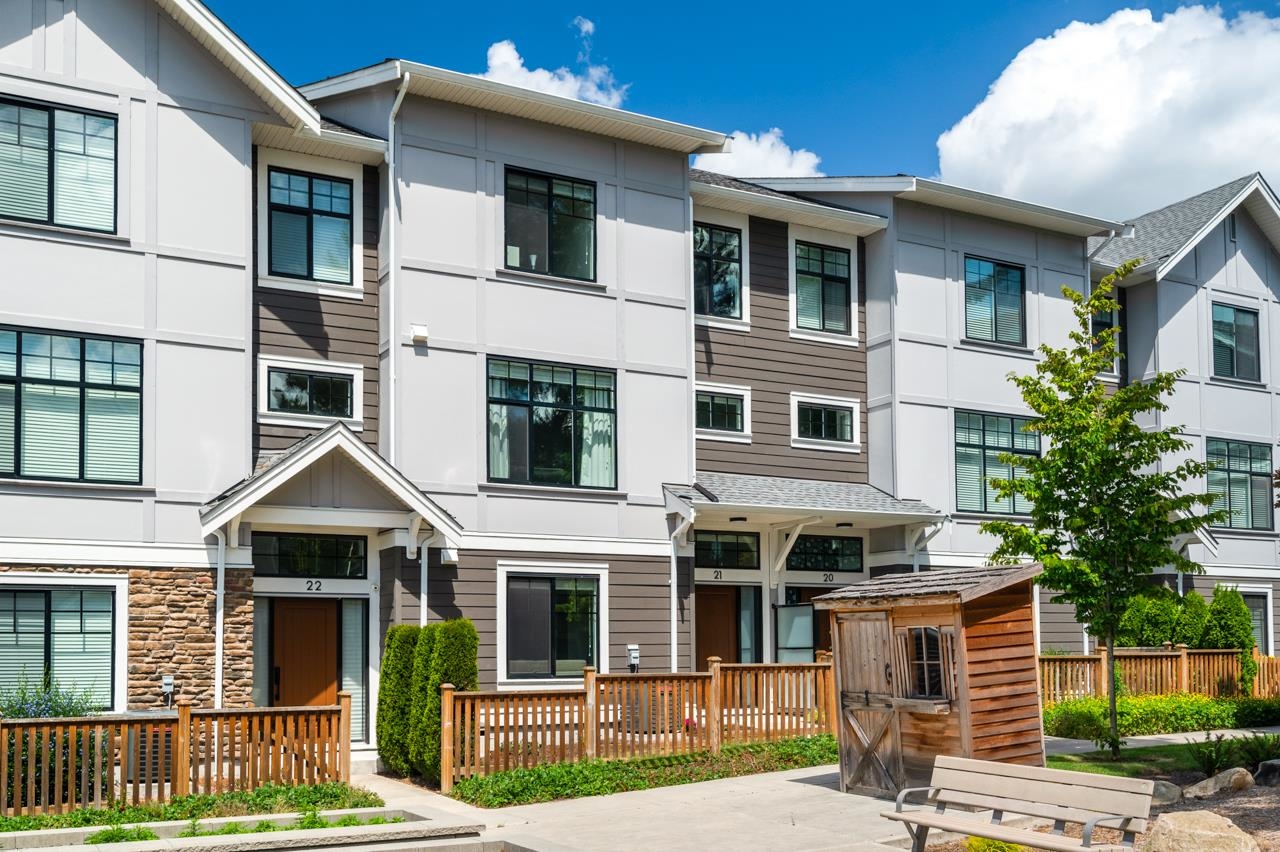 21-20261 72b Avenue, Langley, BC, V2Y 3M8
