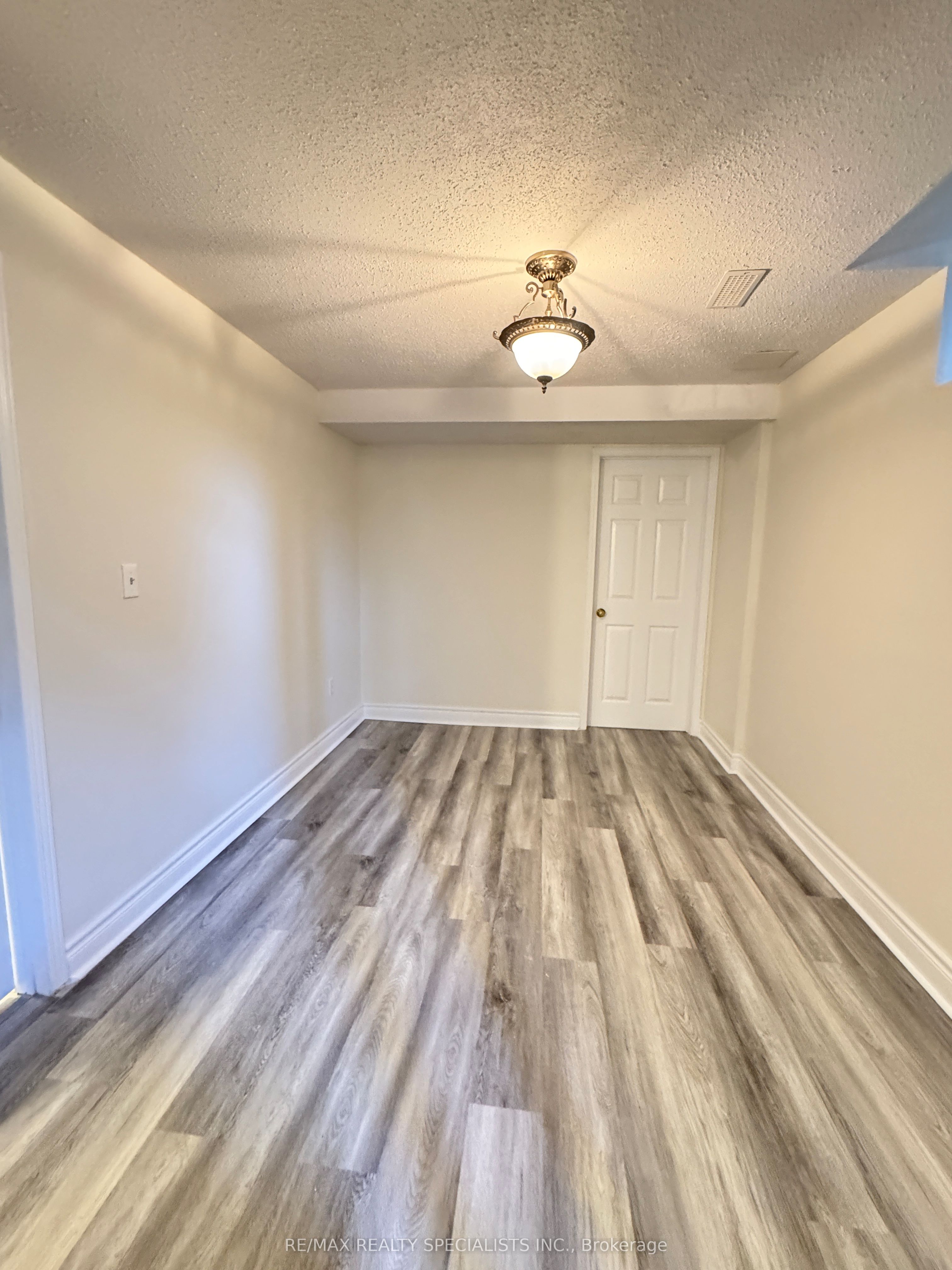 Additional image 2 of BSMT-5834 Raftsman Cove N/a, Mississauga, ON, L5M 6N9