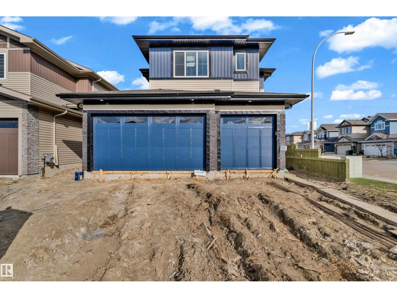 12603 44 Street NW, Edmonton, AB, T5A1V4