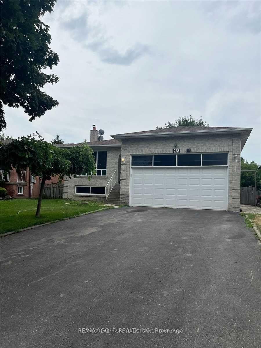 43 Moore Street, Brampton, ON, L6X 1V2