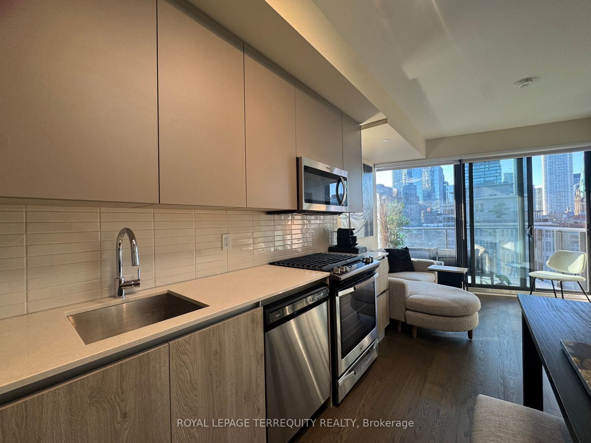 Additional image 4 of 1009-2A Church Street, Toronto, ON, M5E 0E1