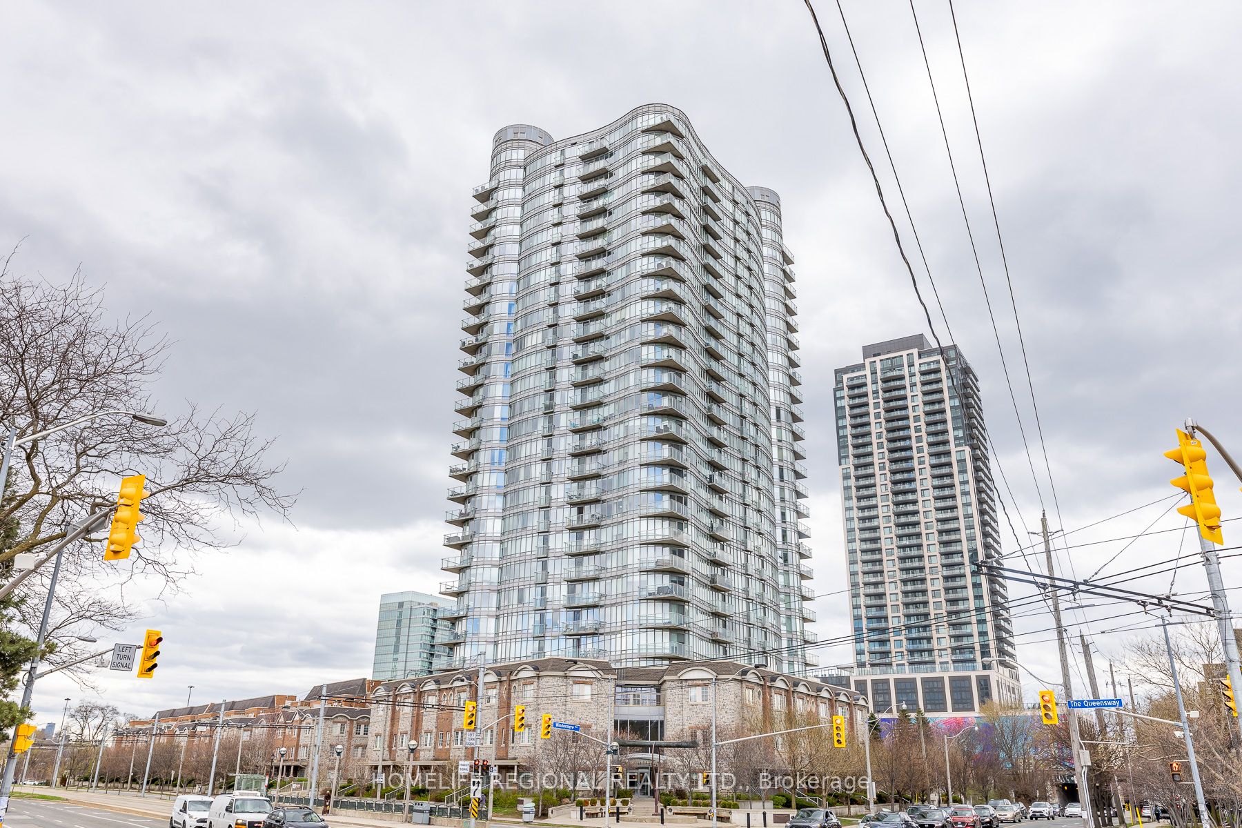 204-15 Windermere Avenue, Toronto, ON, M6S 5A2