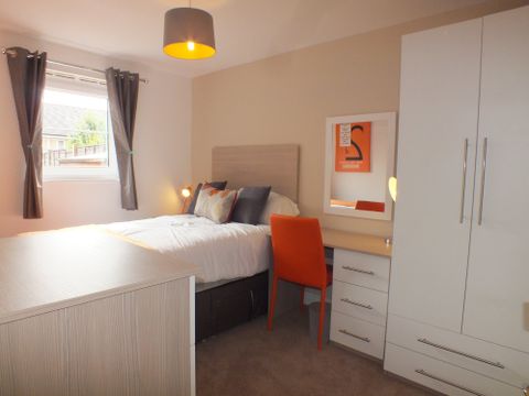 Battle Square, Reading RG30, Room to rent
