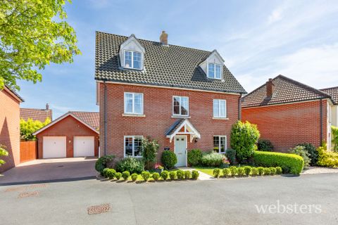 Peregrine Mews, Cringleford NR4