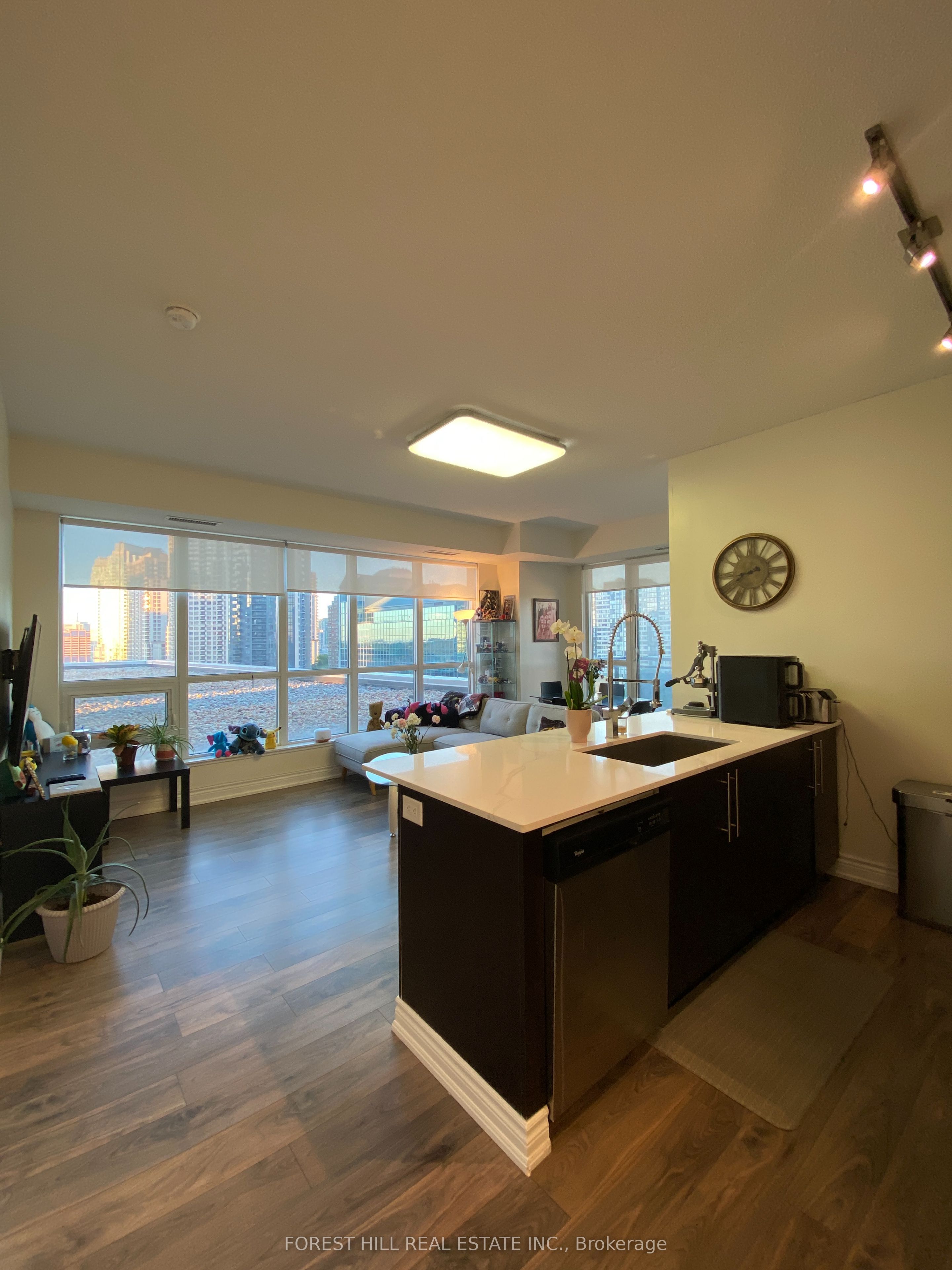 Additional image 3 of 807-4011 Brickstone Mews, Mississauga, ON, L5B 0J7