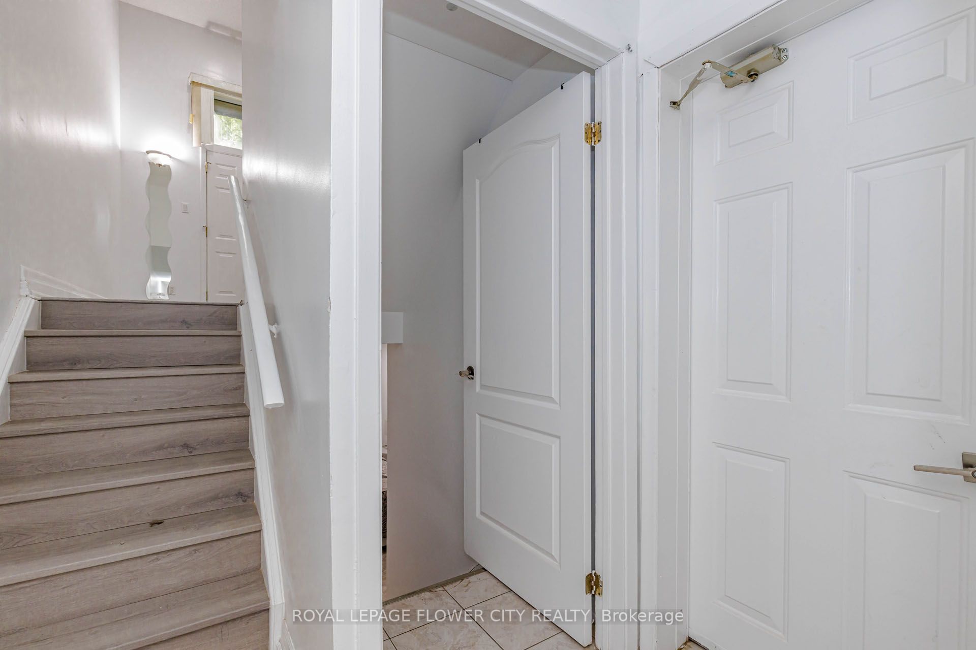 42 Briar Path, Brampton, ON, L6T 2A3 photo 4
