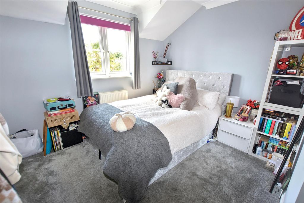 Additional image 7 of 4 bed detached house for saleHeathfield Gardens, Redruth Highway, Redruth TR15