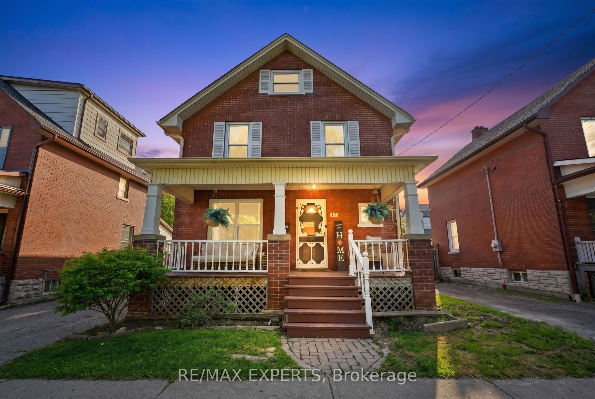 18 Rowe Street, Oshawa, ON, L1H 5P5
