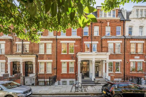 Gledstanes Road, West Kensington W14