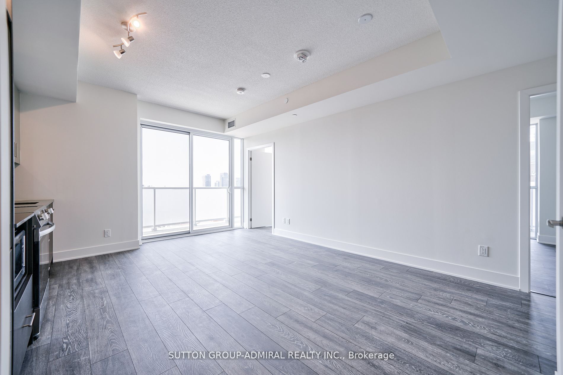 2115-188 Fairview Mall Drive, Toronto, ON, M2J 4T1 photo 4