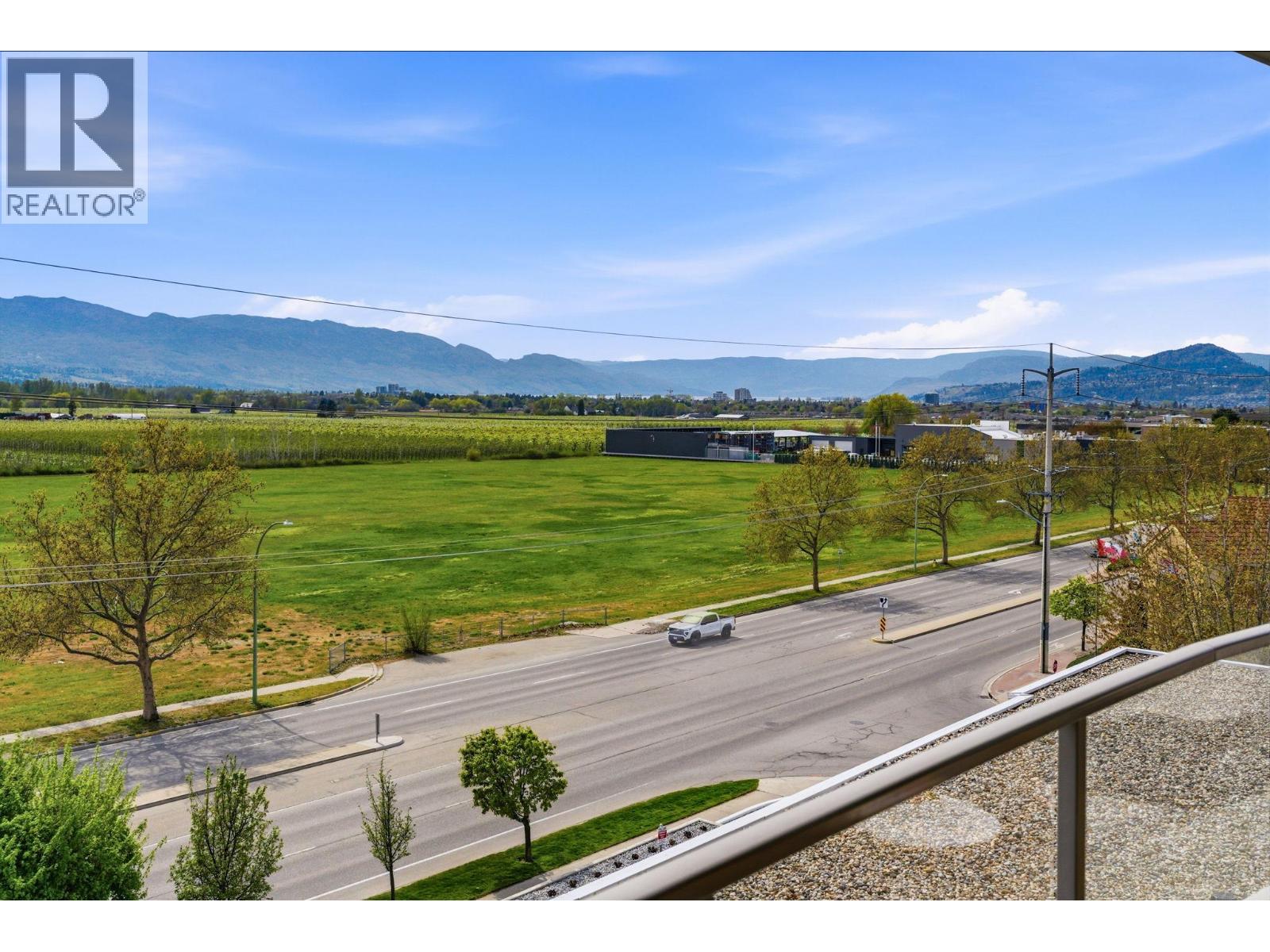 Additional image 4 of 402-2040 Springfield Road, Kelowna, BC, V1Y9N7