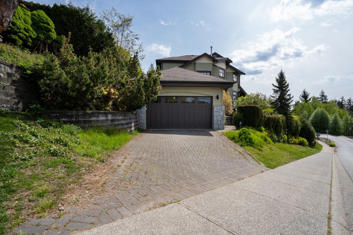 Additional image 2 of 2555 Skilift Road, West Vancouver, BC, V7S 3K1