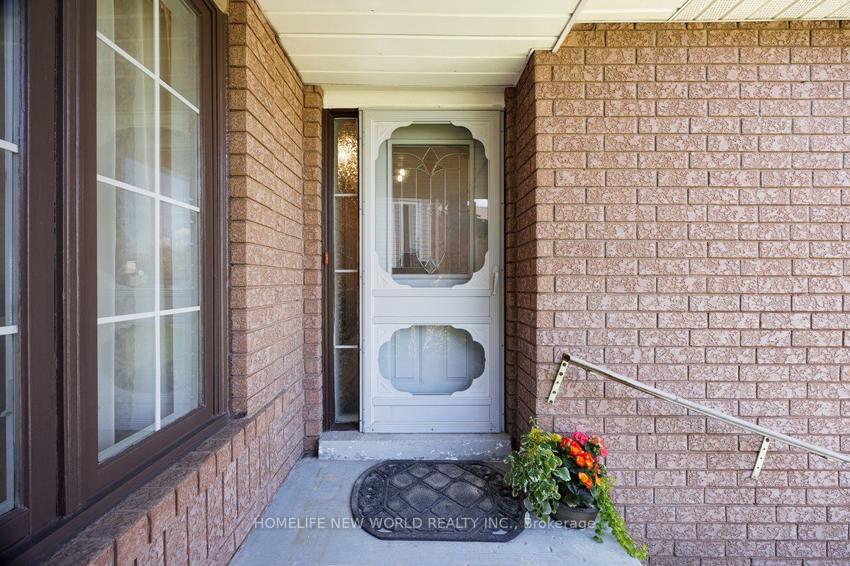 95 Athabaska Road, Barrie, ON, L4N 8E9 photo 4