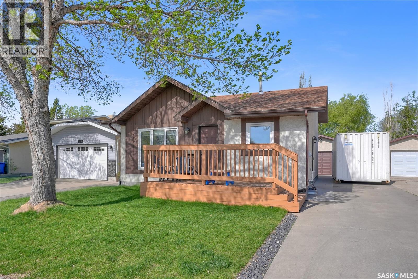 1114 Bayda Crescent, Regina, SK, S4N6Y6 photo 2