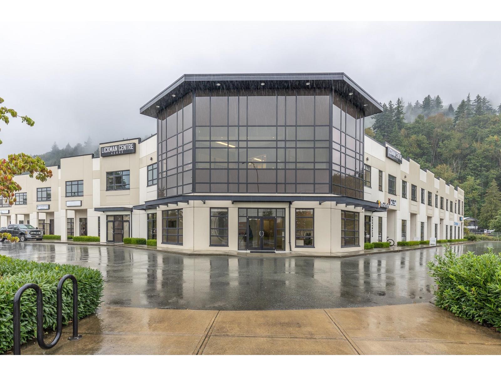 105 & 205-43995 Progress Way, Chilliwack, BC, V2R0E6