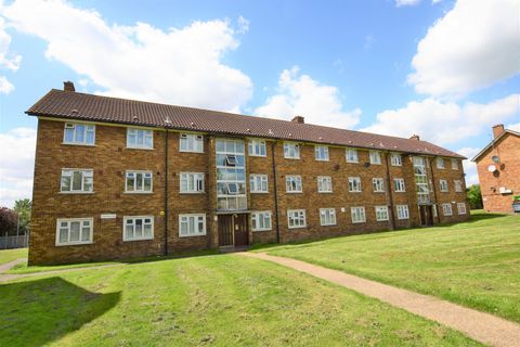 Longhayes Court RM6
