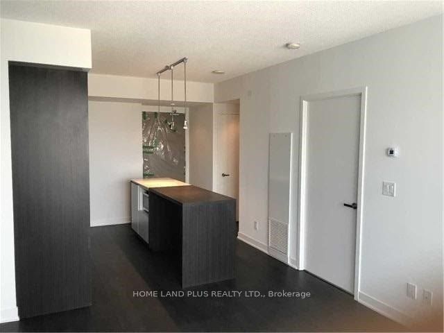 Additional image 2 of 5503-88 Harbour Street, Toronto, ON, M5J 1B7
