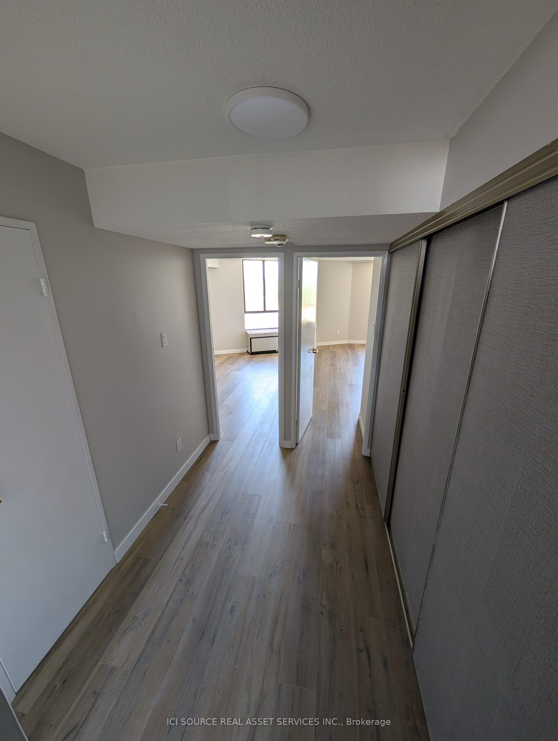 Additional image 6 of E3-284 Mill Road, Toronto, ON, M9C 4W6