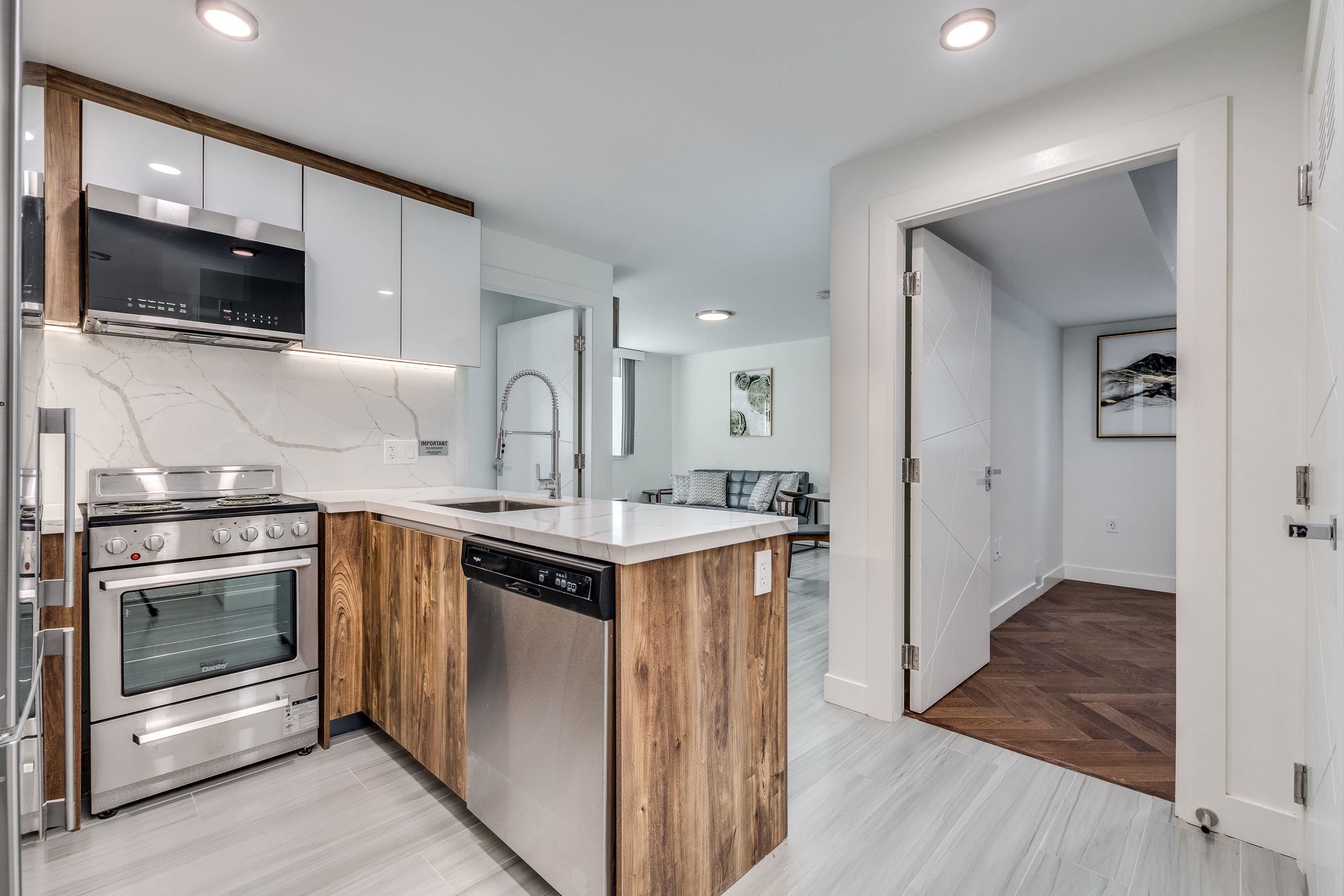 101-1168 Pendrell Street , Vancouver, BC, V6E 1L4