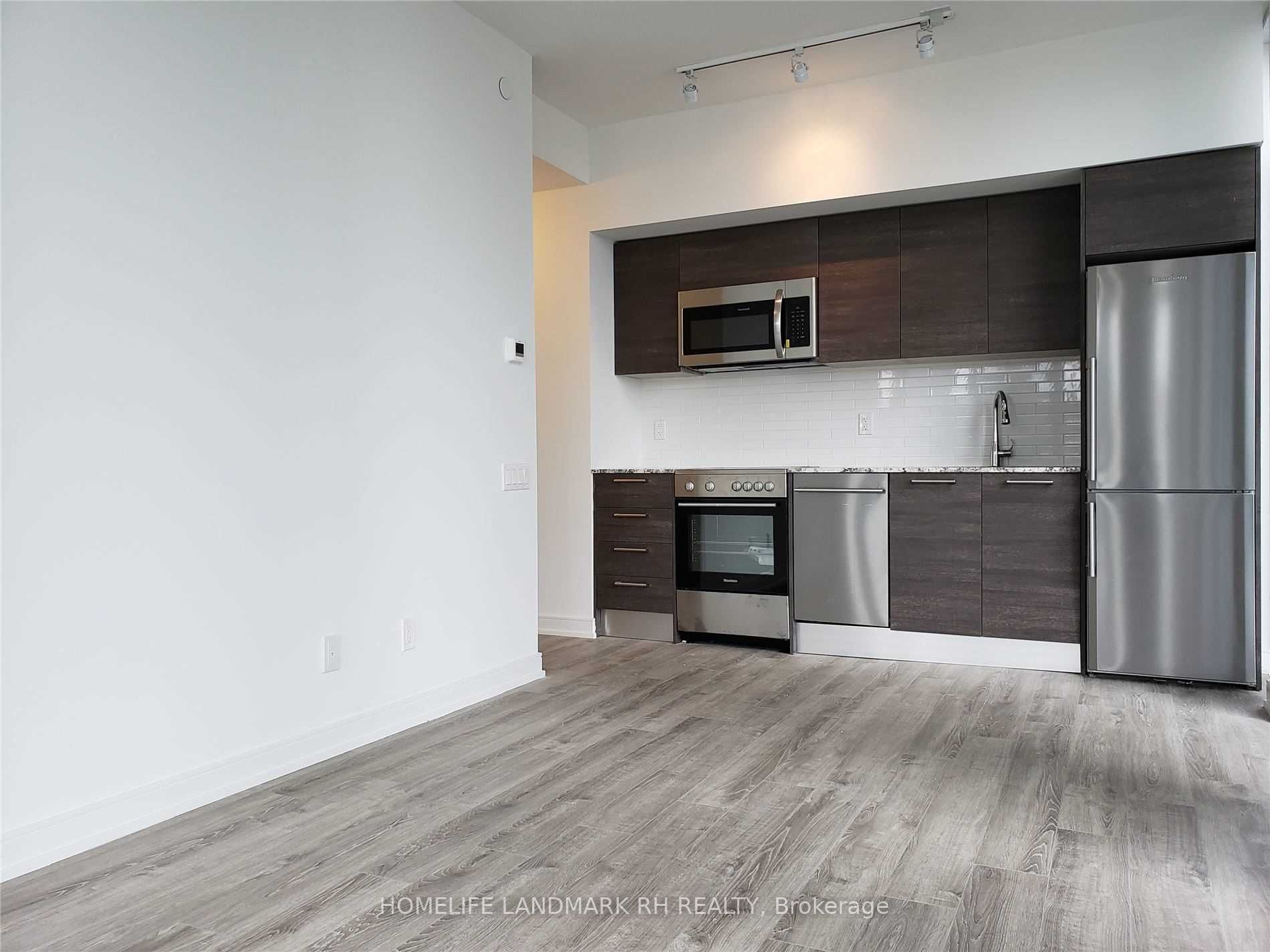 Additional image 4 of 2204-28 Wellesley Street E, Toronto, ON, M4Y 0C4