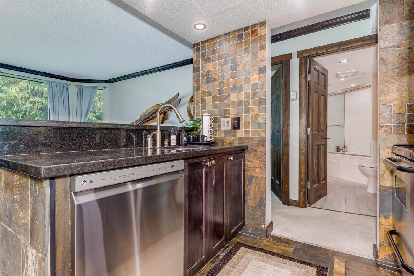 Additional image 6 of 404-4809 Spearhead Drive, Whistler, BC, V8E 1E8