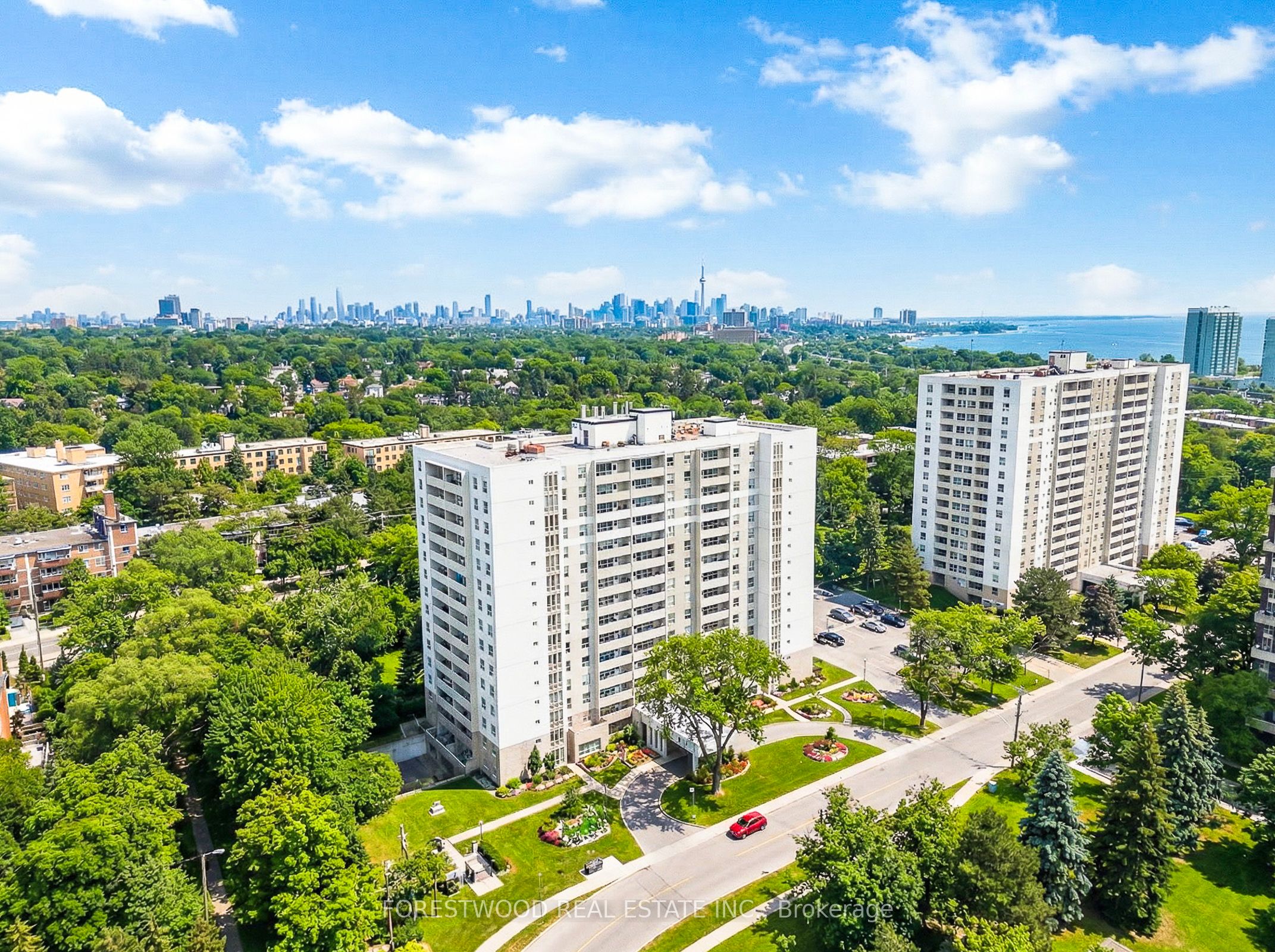 402-65 Southport Street, Toronto, ON, M6S 3N6