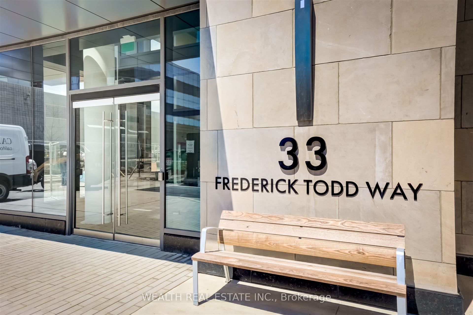 816-33 Frederick Todd Way, Toronto, ON, M4G 0C9