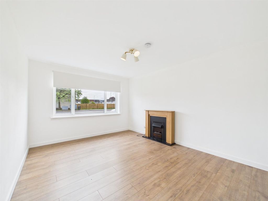 Additional image 2 of 1 bed flat for saleNewmains Road, Renfrew PA4