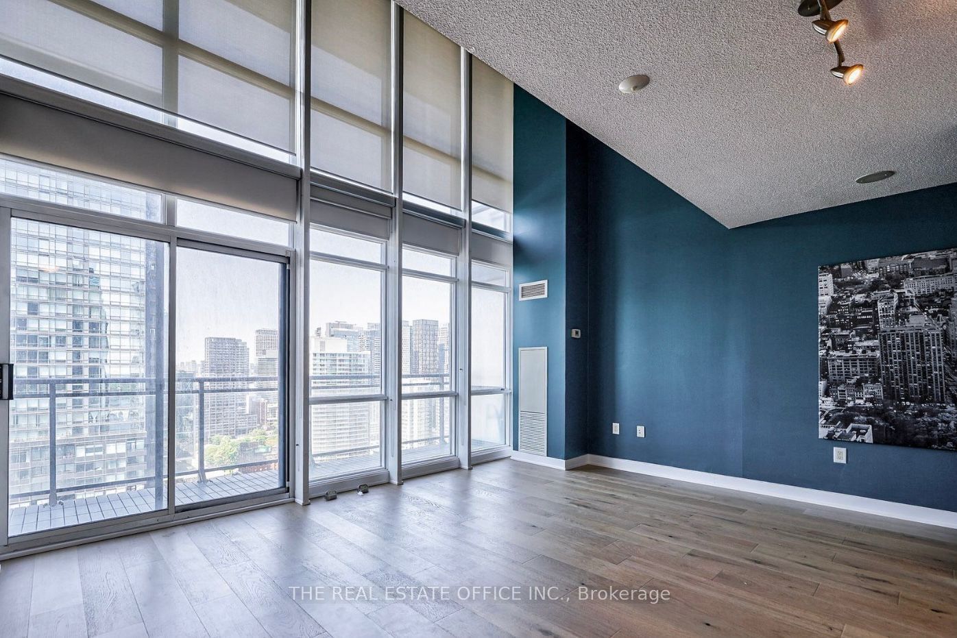 Additional image 3 of 3905-15 Fort York Boulevard, Toronto, ON, M5V 3Y4
