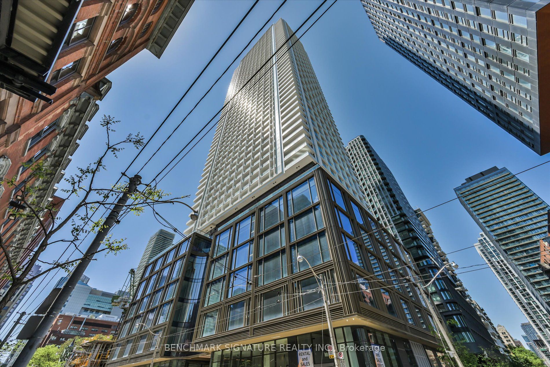 1212-88 Queen Street E, Toronto, ON, M5C 0B6