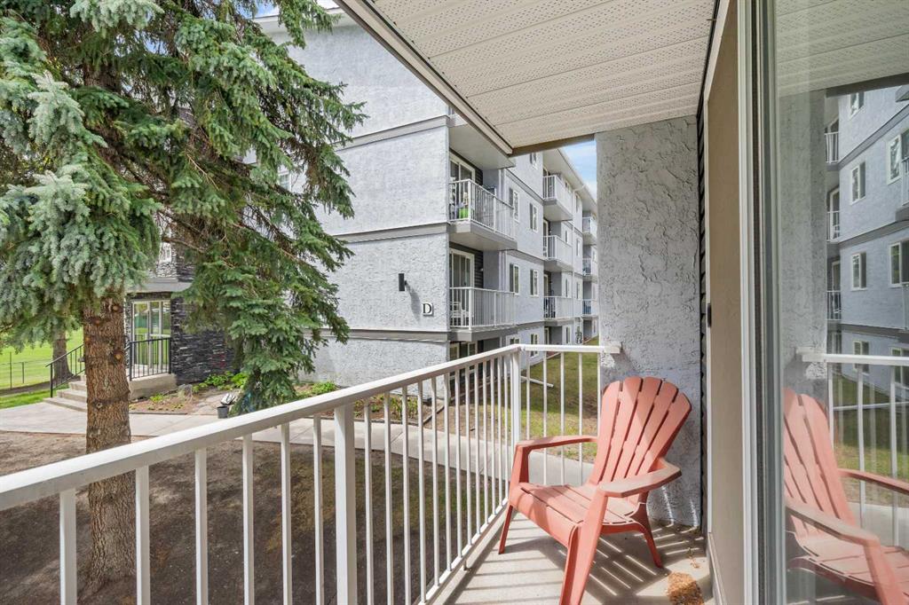 202C-5601 Dalton Drive NW, Calgary, AB, T3A 2E2