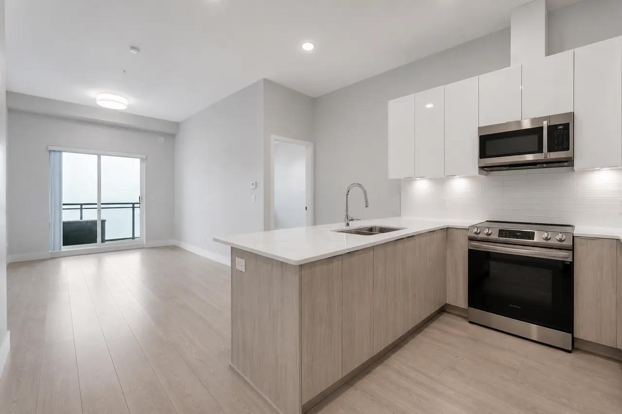 520-5486 199a Street, Langley, BC, V3A 0N6