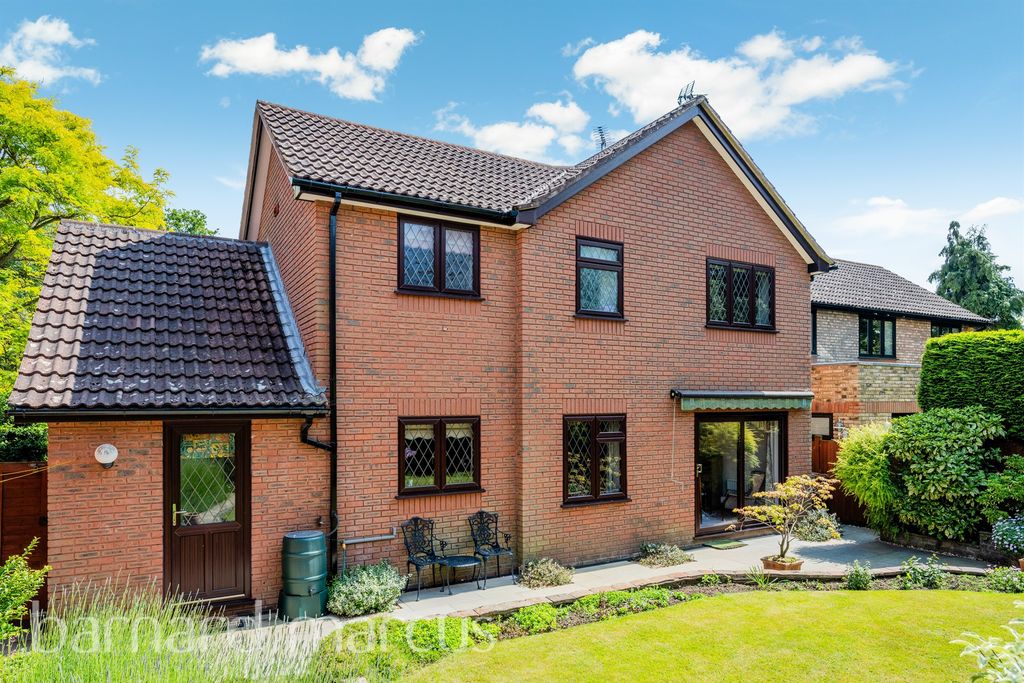 4 bed detached house for saleCotland Acres, Redhill RH1