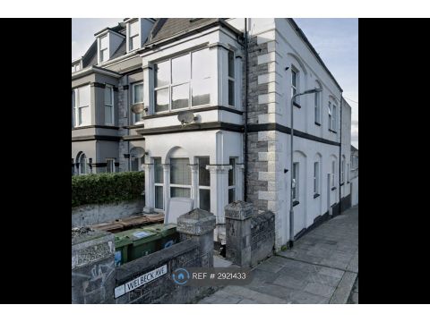 North Road East, Plymouth PL4