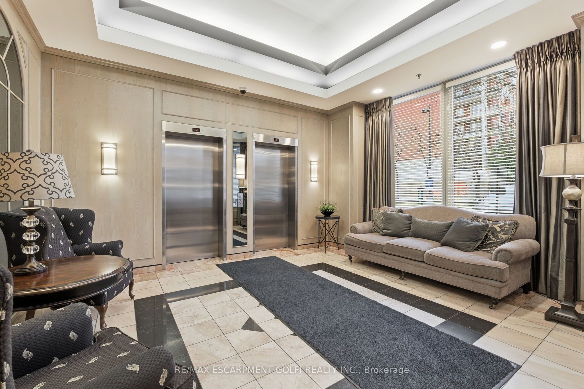 403-430 Pearl Street W, Burlington, ON, L7R 4J8 photo 4