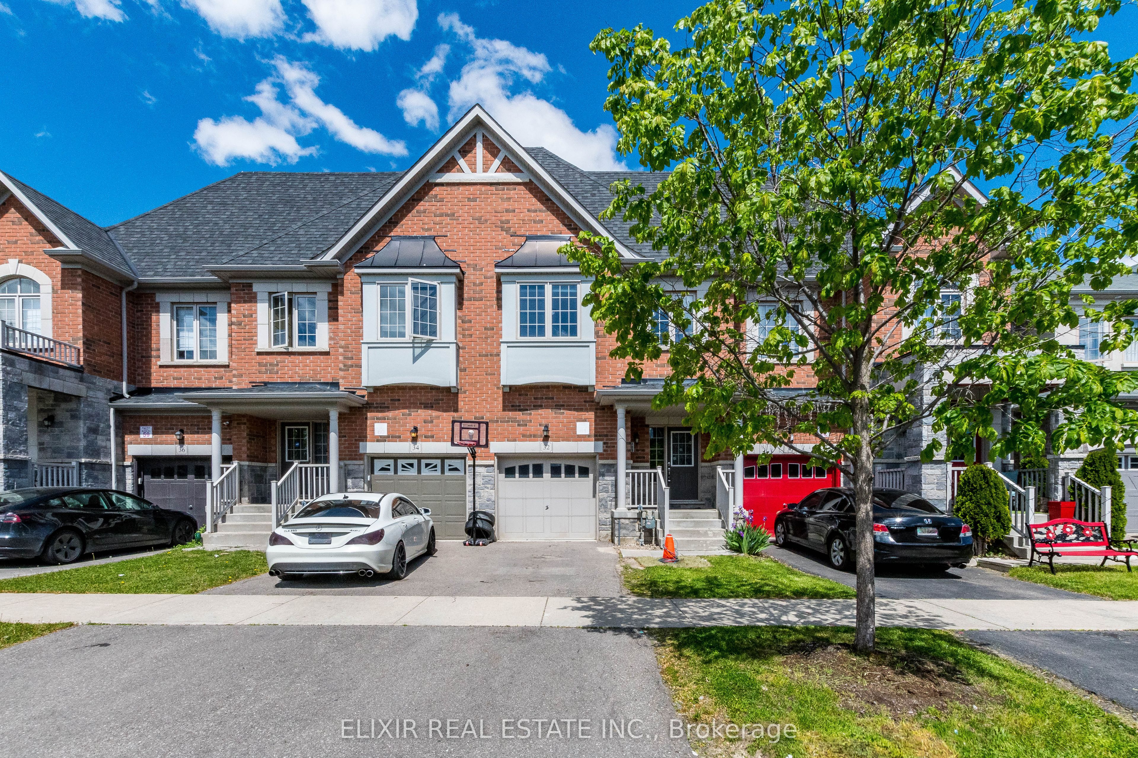 32 Yately Street, Brampton, ON, L7A 0G4 photo 2