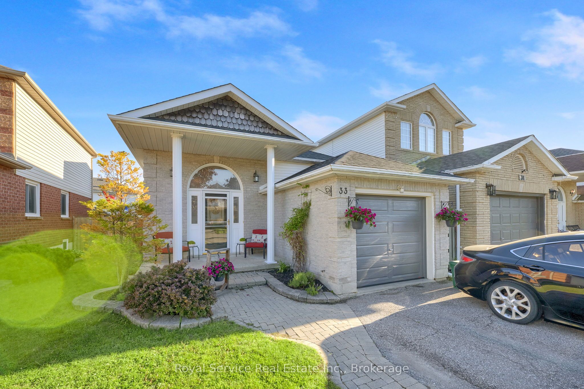 33 Mallory Street, Clarington, ON, L1E 2B4