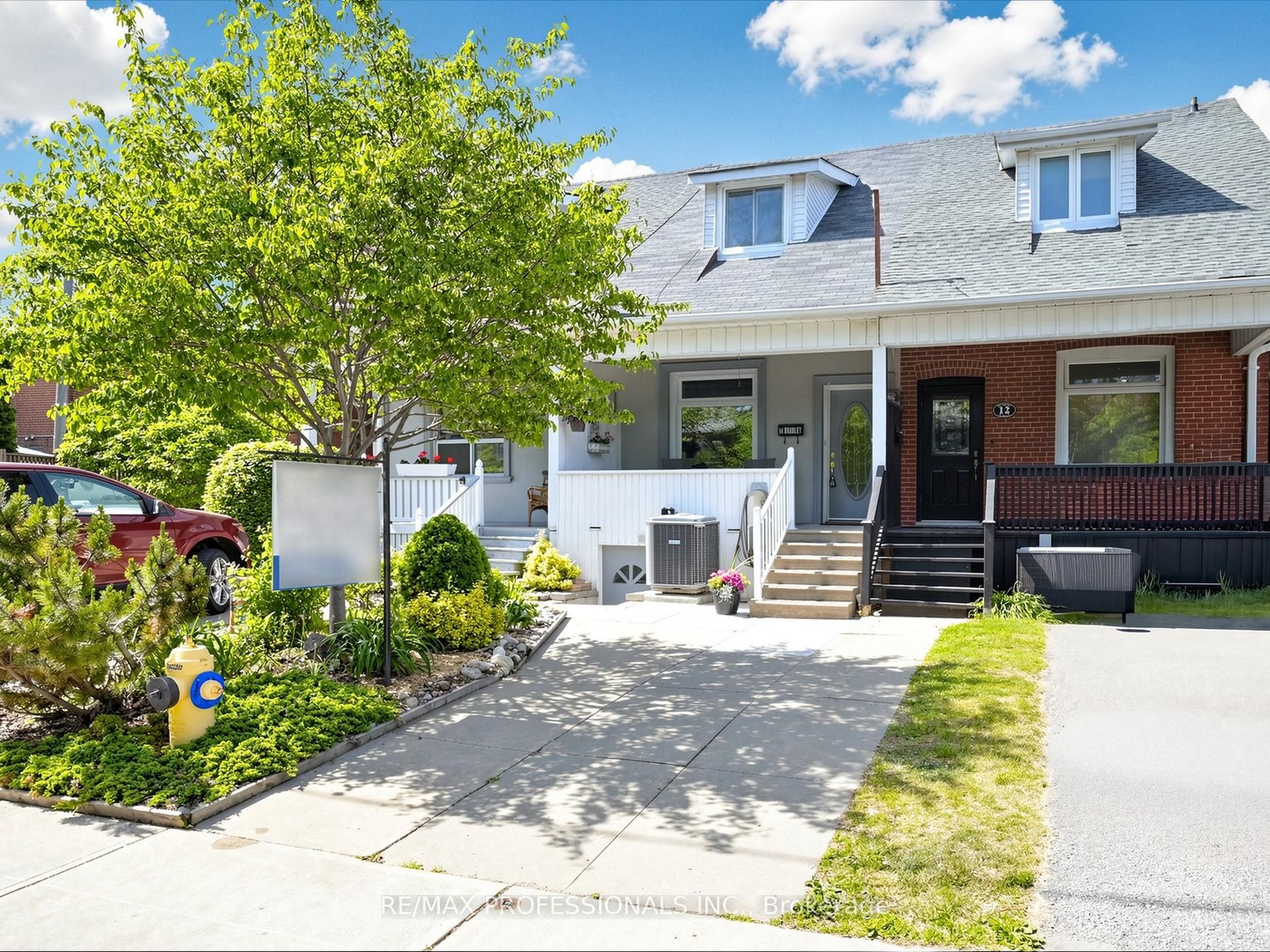 Additional image 2 of 14 Bradley Avenue, Toronto, ON, M6S 2N1