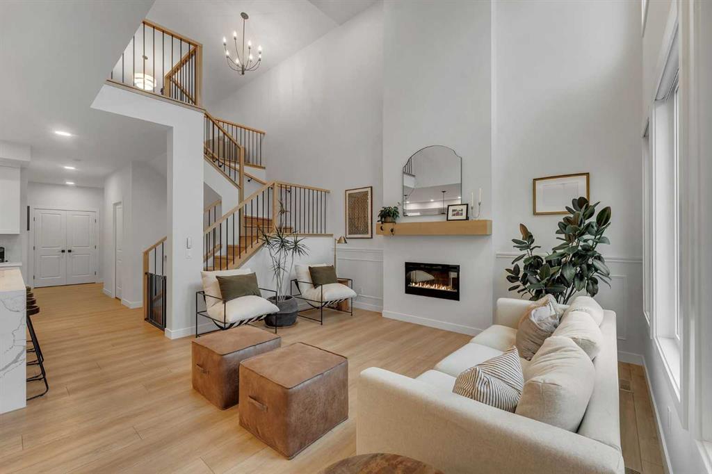 121 Amblehurst Green NW, Calgary, AB, T3P 1W8