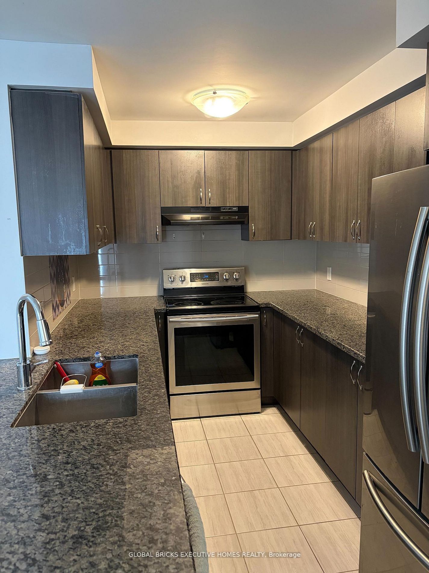 130-2500 Hillrise Court, Oshawa, ON, L1L 0M6 photo 5