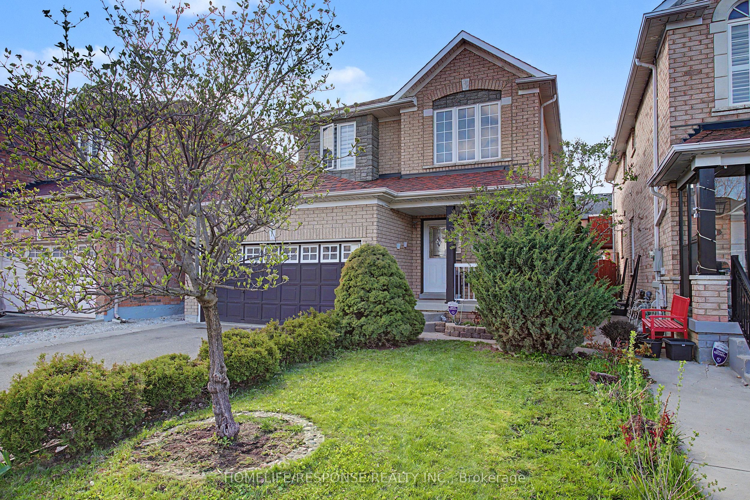 16 Angelucci Drive, Brampton, ON, L6P 1G7