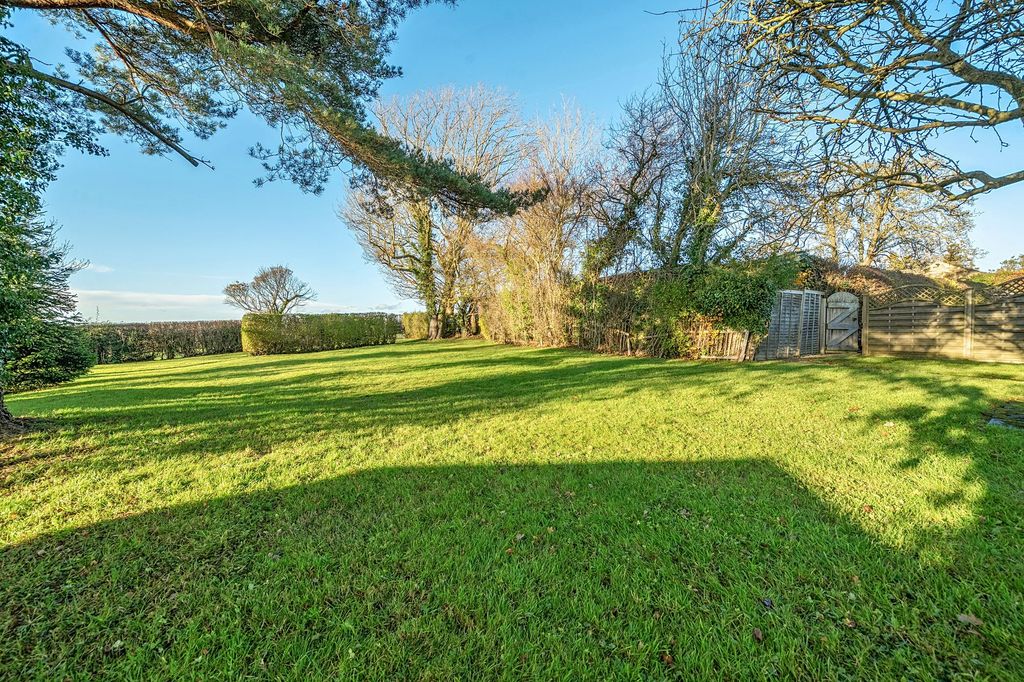 Land for saleWestgate, Kearby LS22 photo 4
