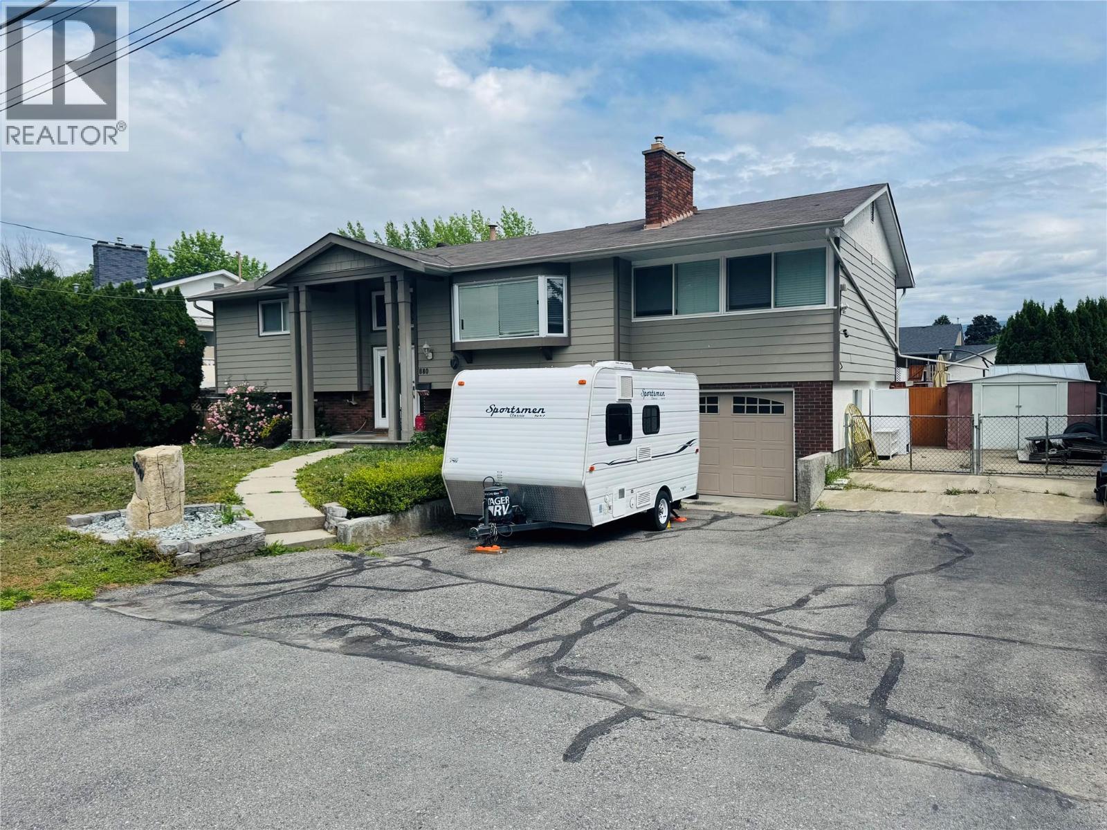 Additional image 5 of 880 Tamarack Drive, Kelowna, BC, V1X5M1