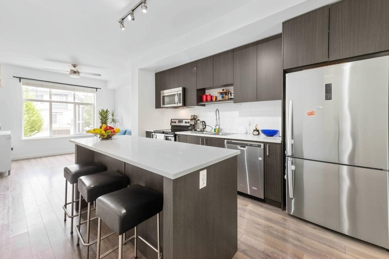 Additional image 4 of 99-15340 Guildford Drive, Surrey, BC, V3R 0C9