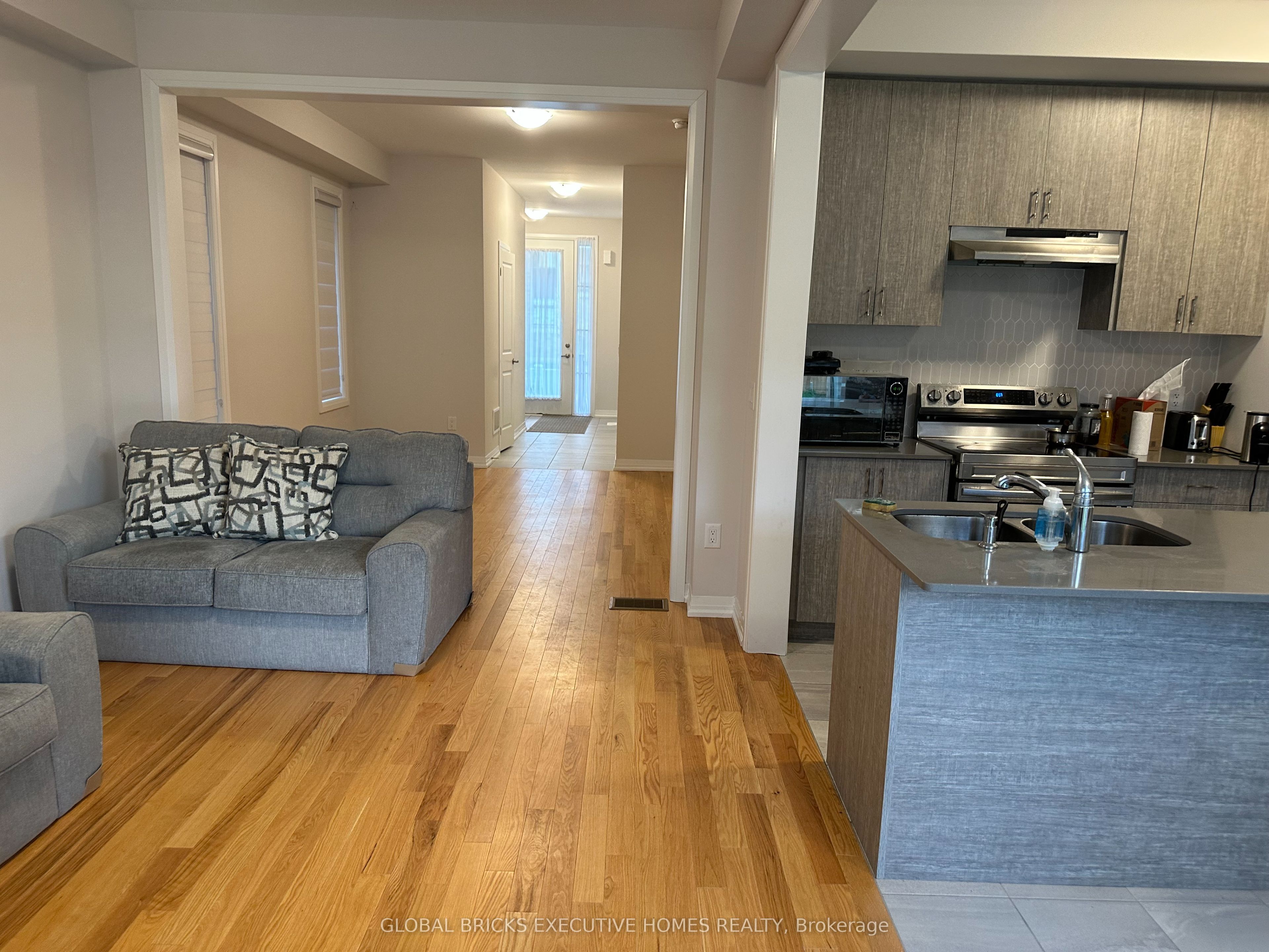 20 Blacklock Street, Cambridge, ON, N1S 0E2 photo 3
