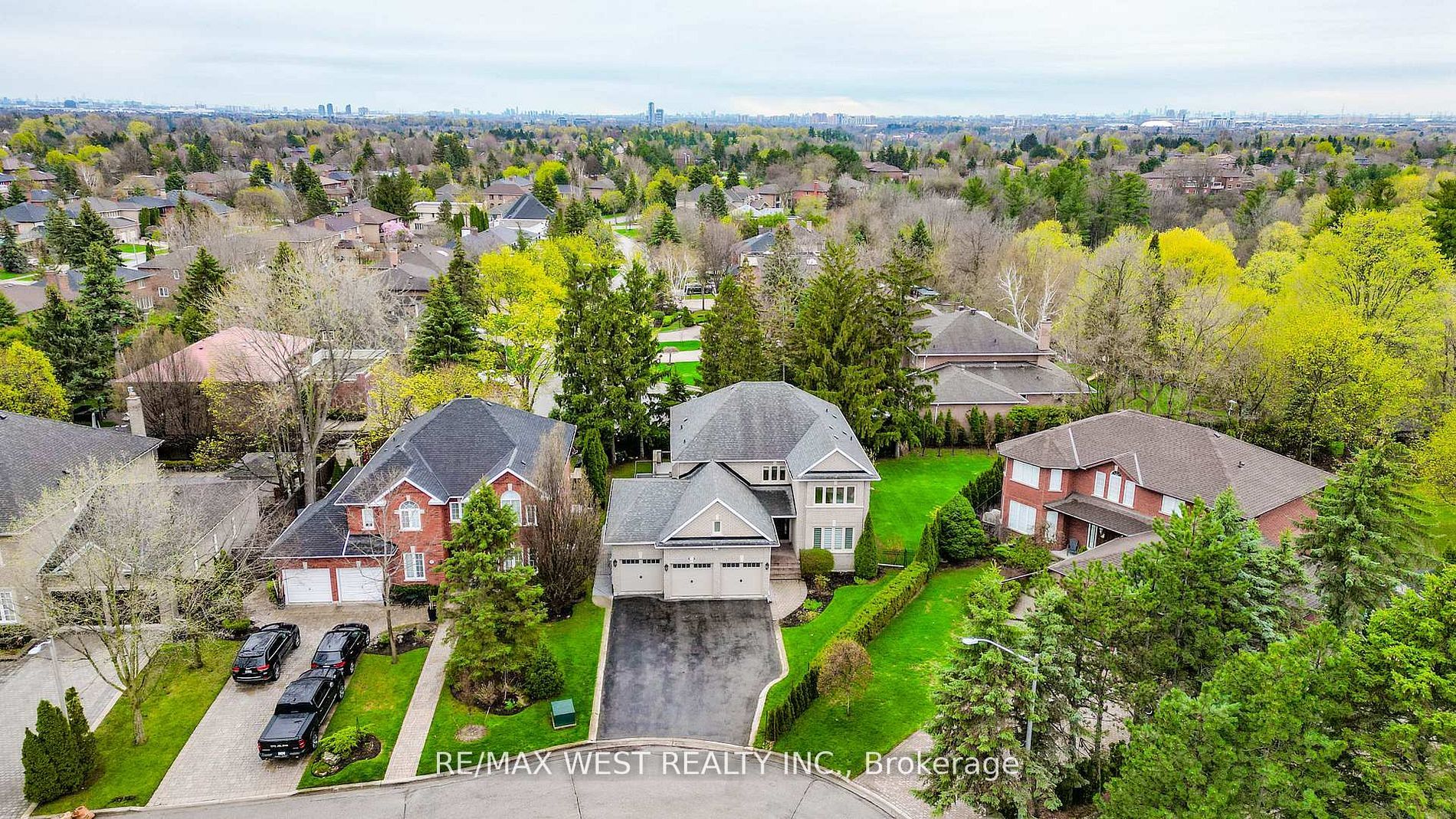 Additional image 2 of 31 Garriock Court, Vaughan, ON, L4L 8S7
