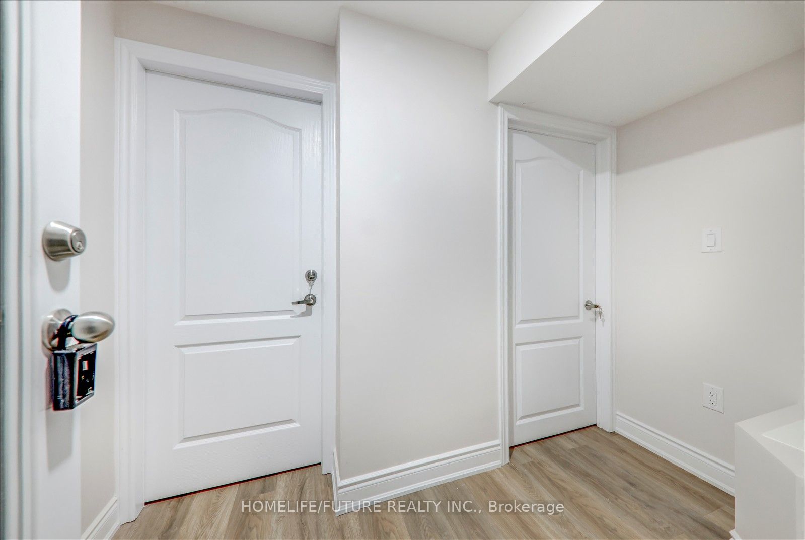 Bsmt-1381 Clearbrook Drive, Oshawa, ON, L1K 0G8 photo 3
